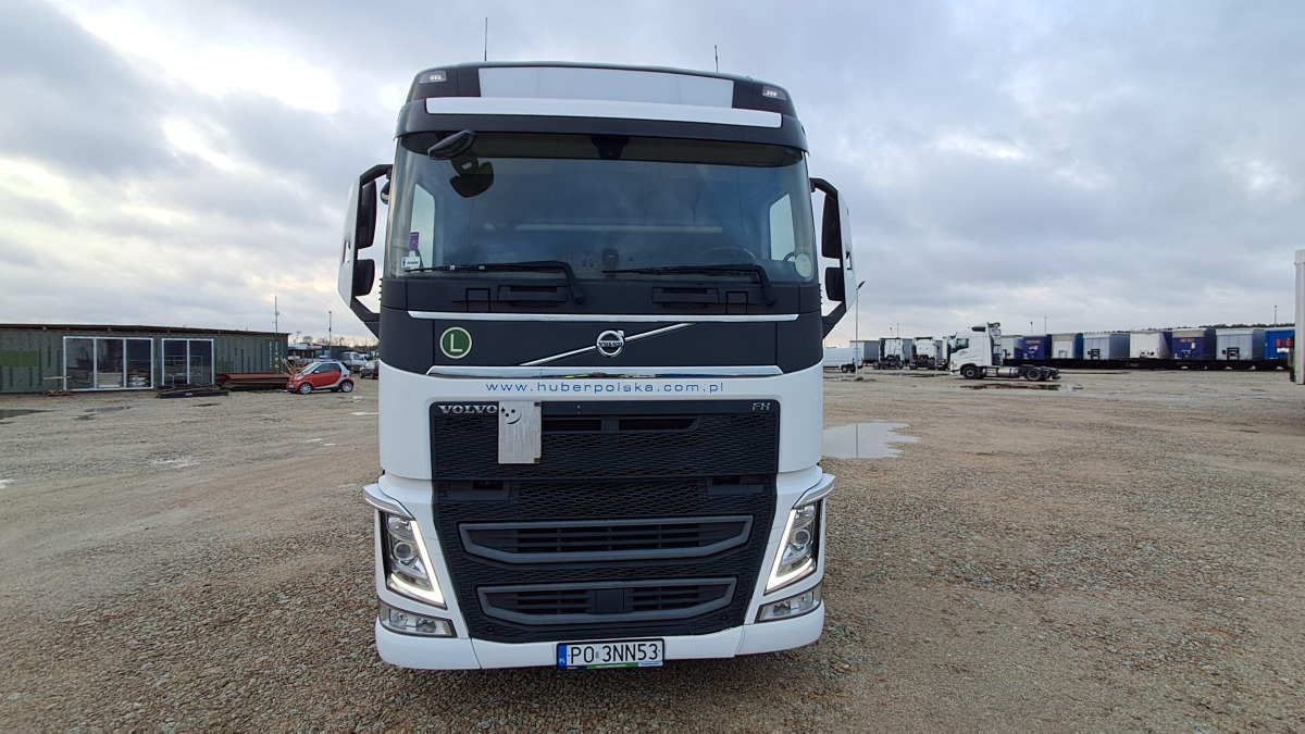 VOLVO FH 460 CIĄGNIK SIODŁOWY - Τράκτορας: φωτογραφία 2 VOLVO FH 460 CIĄGNIK SIODŁOWY - Τράκτορας: φωτογραφία 2