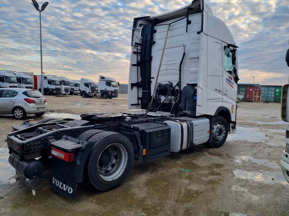 VOLVO FH 460 CIĄGNIK SIODŁOWY - Τράκτορας: φωτογραφία 4 VOLVO FH 460 CIĄGNIK SIODŁOWY - Τράκτορας: φωτογραφία 4