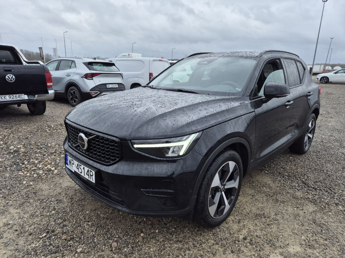 VOLVO XC40 SUV - SUV: φωτογραφία 3 VOLVO XC40 SUV - SUV: φωτογραφία 3