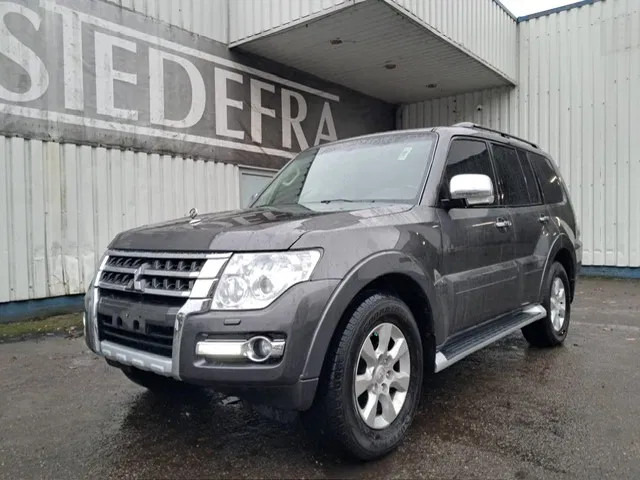 Mitsubishi Pajero GLS 3.5 - V6 , 4x4 , 7 Pers., Full Option - Αυτοκίνητο: φωτογραφία 1 Mitsubishi Pajero GLS 3.5 - V6 , 4x4 , 7 Pers., Full Option - Αυτοκίνητο: φωτογραφία 1