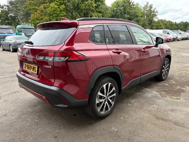 Toyota Corolla Cross Hybrid 140 Dynamic - SUV: φωτογραφία 3 Toyota Corolla Cross Hybrid 140 Dynamic - SUV: φωτογραφία 3
