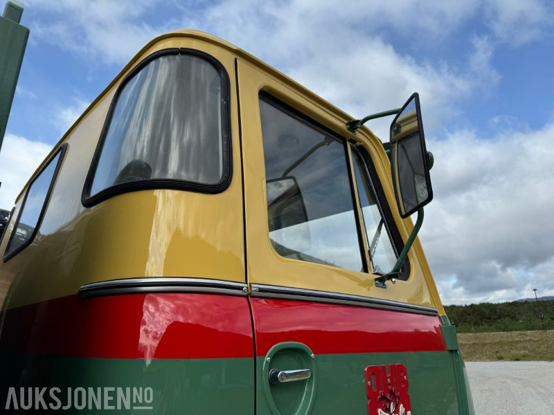 Φορτηγό με ανοιχτή καρότσα 1966 Scania LBS 76 komplett sett med bil og henger selges fra bilmuseum.: φωτογραφία 7
