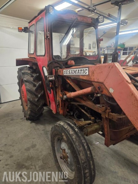 1974 Massey Ferguson 135 - Τρακτέρ: φωτογραφία 3 1974 Massey Ferguson 135 - Τρακτέρ: φωτογραφία 3
