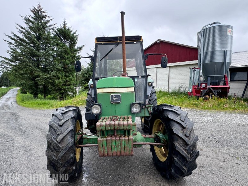 1981 John Deere 2040 - 4x4 - Hydraulisk toppstag og Triangel - 2 kjettinger - Τρακτέρ: φωτογραφία 2 1981 John Deere 2040 - 4x4 - Hydraulisk toppstag og Triangel - 2 kjettinger - Τρακτέρ: φωτογραφία 2