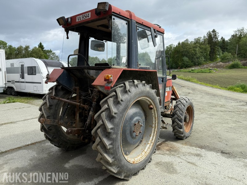 1987 CASE IH 633 traktor med skogkjettinger - Τρακτέρ: φωτογραφία 3 1987 CASE IH 633 traktor med skogkjettinger - Τρακτέρ: φωτογραφία 3