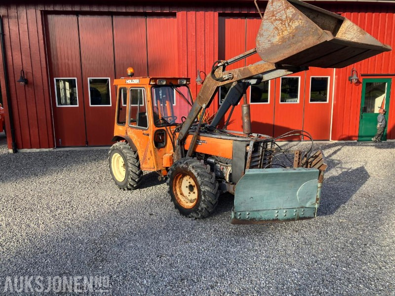 1987 Holder C-50 413 traktor med Vikeplog Frontmontert snøfreser Pallegaffel Skuffe Vedkløyver Triangel - Τρακτέρ: φωτογραφία 1 1987 Holder C-50 413 traktor med Vikeplog Frontmontert snøfreser Pallegaffel Skuffe Vedkløyver Triangel - Τρακτέρ: φωτογραφία 1