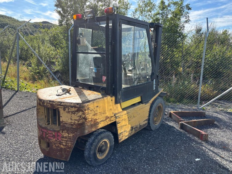 1989 Hyster H3.00XL motvektstruck Diesel - Ανυψωτικό μηχάνημα: φωτογραφία 3 1989 Hyster H3.00XL motvektstruck Diesel - Ανυψωτικό μηχάνημα: φωτογραφία 3