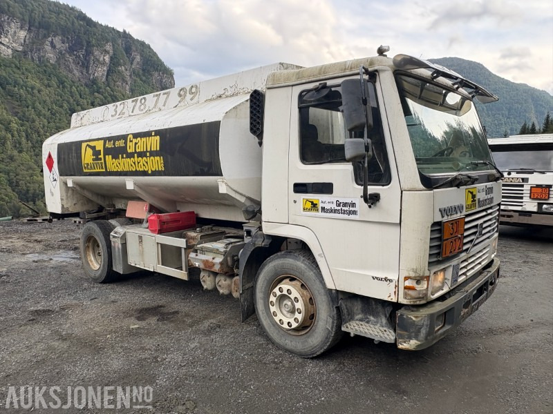 1996 Volvo FL 7 285 - Registrert på sorte skilt - Φορτηγό βυτιοφόρο: φωτογραφία 2 1996 Volvo FL 7 285 - Registrert på sorte skilt - Φορτηγό βυτιοφόρο: φωτογραφία 2