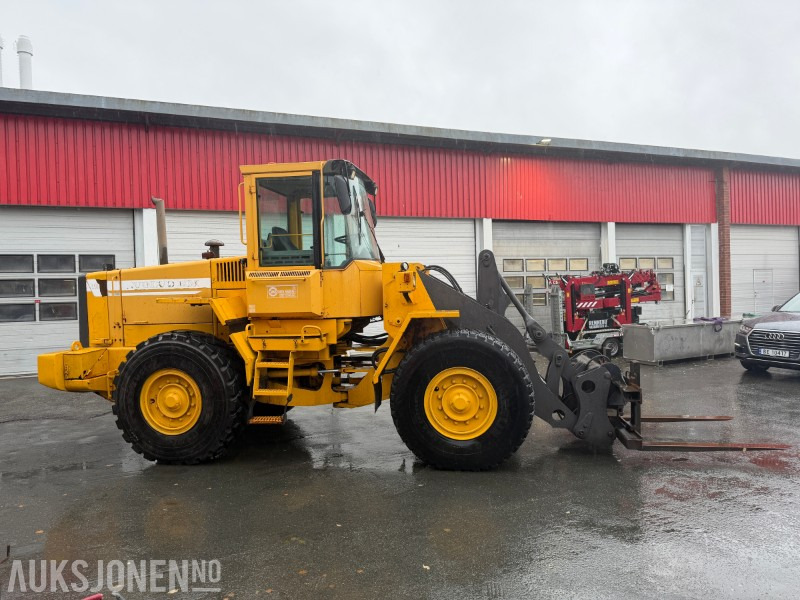 1996 Volvo L90C Hjullaster 72 timers auksjon! - Ελαστιχοφόρος φορτωτής: φωτογραφία 5 1996 Volvo L90C Hjullaster 72 timers auksjon! - Ελαστιχοφόρος φορτωτής: φωτογραφία 5