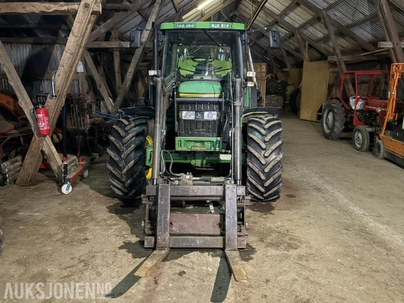 1997 John Deere 6300 med frontlaster - Τρακτέρ: φωτογραφία 2 1997 John Deere 6300 med frontlaster - Τρακτέρ: φωτογραφία 2