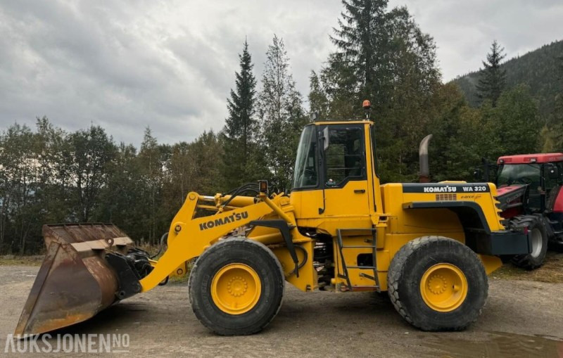 1998 Komatsu WA-320-3H Hjullaster - Ελαστιχοφόρος φορτωτής: φωτογραφία 3 1998 Komatsu WA-320-3H Hjullaster - Ελαστιχοφόρος φορτωτής: φωτογραφία 3