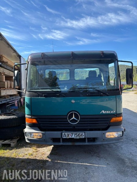 1998 Mercedes-Benz Atego 815/36 - Φορτηγό με ανοιχτή καρότσα: φωτογραφία 2 1998 Mercedes-Benz Atego 815/36 - Φορτηγό με ανοιχτή καρότσα: φωτογραφία 2
