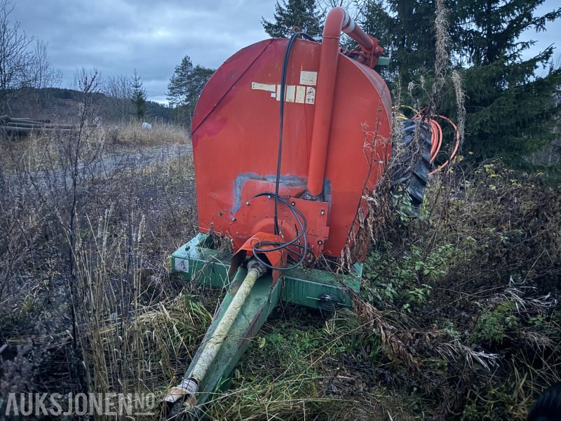 1998 Orkel Gjødselvogn 6m3 - Γεωργικά μηχανήματα: φωτογραφία 2 1998 Orkel Gjødselvogn 6m3 - Γεωργικά μηχανήματα: φωτογραφία 2