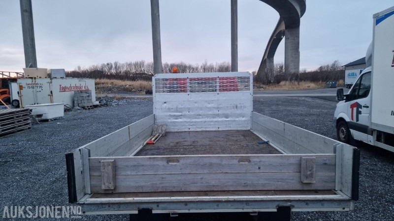 2000 Nissan CABSTAR E Planbil 3.0-110 D EURO 3 117526 km - Φορτηγό με ανοιχτή καρότσα: φωτογραφία 4 2000 Nissan CABSTAR E Planbil 3.0-110 D EURO 3 117526 km - Φορτηγό με ανοιχτή καρότσα: φωτογραφία 4