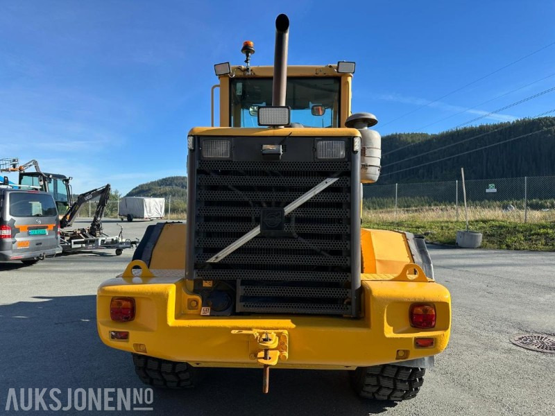 2000 Volvo L70D hjullaster – Pallegafler – Skuffe – Godkjent årskontroll - Ελαστιχοφόρος φορτωτής: φωτογραφία 4 2000 Volvo L70D hjullaster – Pallegafler – Skuffe – Godkjent årskontroll - Ελαστιχοφόρος φορτωτής: φωτογραφία 4