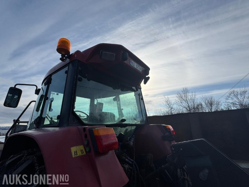 2002 CASE IH CS94A Traktor - Frontlaster - Skuff - Nye dekk - 5124T - Τρακτέρ: φωτογραφία 5 2002 CASE IH CS94A Traktor - Frontlaster - Skuff - Nye dekk - 5124T - Τρακτέρ: φωτογραφία 5