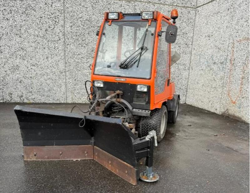 2002 Holder C240 Traktorregistrert redskapsbærer med 4x4 brøyteskjær og strøer - Κοινοτικο όχημα/ Ειδικό όχημα: φωτογραφία 5 2002 Holder C240 Traktorregistrert redskapsbærer med 4x4 brøyteskjær og strøer - Κοινοτικο όχημα/ Ειδικό όχημα: φωτογραφία 5