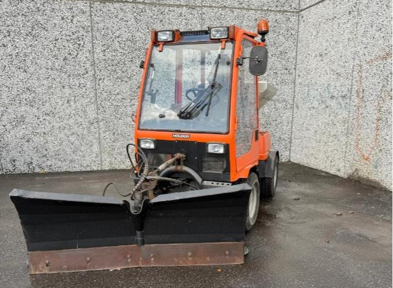 2002 Holder C240 Traktorregistrert redskapsbærer med 4x4 brøyteskjær og strøer - Κοινοτικο όχημα/ Ειδικό όχημα: φωτογραφία 4 2002 Holder C240 Traktorregistrert redskapsbærer med 4x4 brøyteskjær og strøer - Κοινοτικο όχημα/ Ειδικό όχημα: φωτογραφία 4