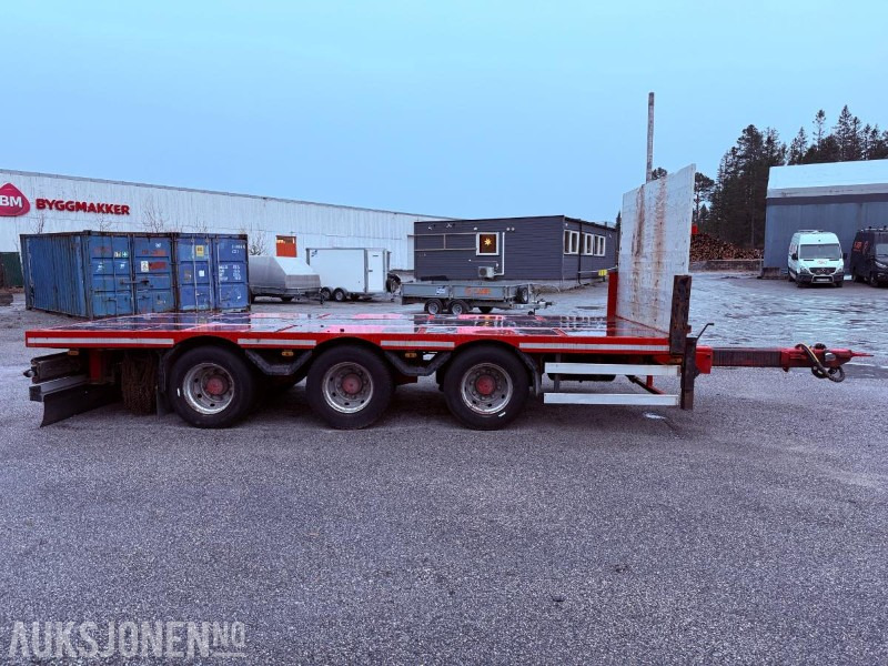 2006 Istrail TRIPPELBOGGIKJERRE henger m/ 3 aksler - Τρέιλερ: φωτογραφία 4 2006 Istrail TRIPPELBOGGIKJERRE henger m/ 3 aksler - Τρέιλερ: φωτογραφία 4