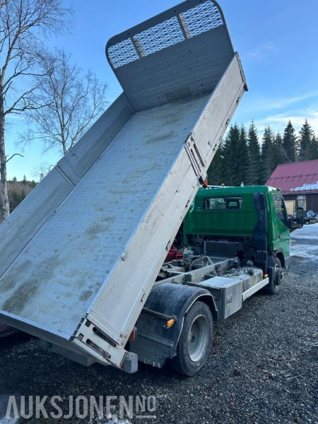 2006 Mitsubishi Canter - Plattbil - - Kun 135000 km - Klar for ny eier - Φορτηγό ανατρεπόμενο: φωτογραφία 5 2006 Mitsubishi Canter - Plattbil - - Kun 135000 km - Klar for ny eier - Φορτηγό ανατρεπόμενο: φωτογραφία 5