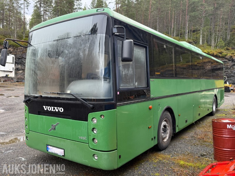 2006 Volvo B12B 4X2 - Campingbuss - Festivalbuss - Handicapheis - Solcelleanlegg - Λεωφορείο: φωτογραφία 1 2006 Volvo B12B 4X2 - Campingbuss - Festivalbuss - Handicapheis - Solcelleanlegg - Λεωφορείο: φωτογραφία 1