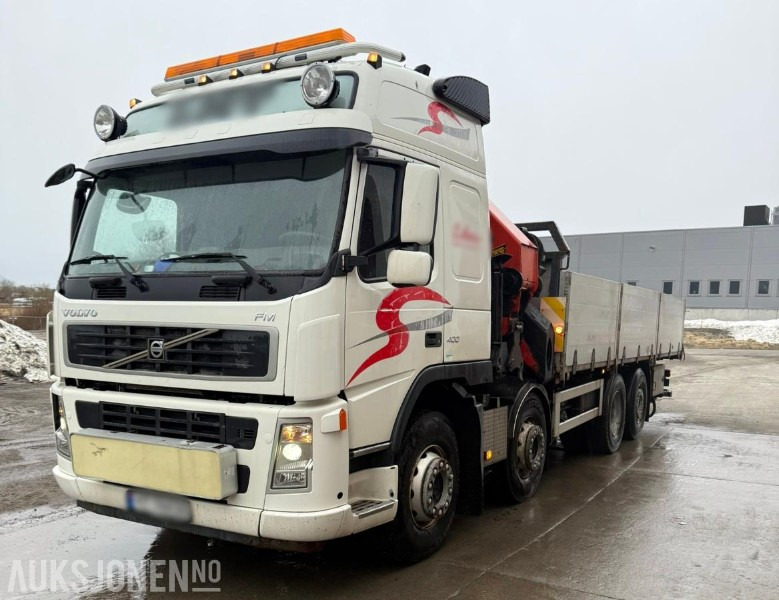 2006 Volvo FM 400 8x2 med PALFINGER PK 44002 og 8 hydrauliske seksjoner, Vinsj, Båtstøter, hydraulisk platform bredding opp til 3.05meter, 7 meter planlengde! - Φορτηγό με γερανό: φωτογραφία 1 2006 Volvo FM 400 8x2 med PALFINGER PK 44002 og 8 hydrauliske seksjoner, Vinsj, Båtstøter, hydraulisk platform bredding opp til 3.05meter, 7 meter planlengde! - Φορτηγό με γερανό: φωτογραφία 1