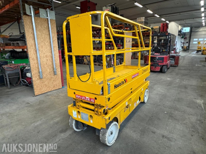 2007 Haulotte Compact 8 sakselift på batteri / årskontrollert - Πλατφόρμα εναέρια: φωτογραφία 1 2007 Haulotte Compact 8 sakselift på batteri / årskontrollert - Πλατφόρμα εναέρια: φωτογραφία 1