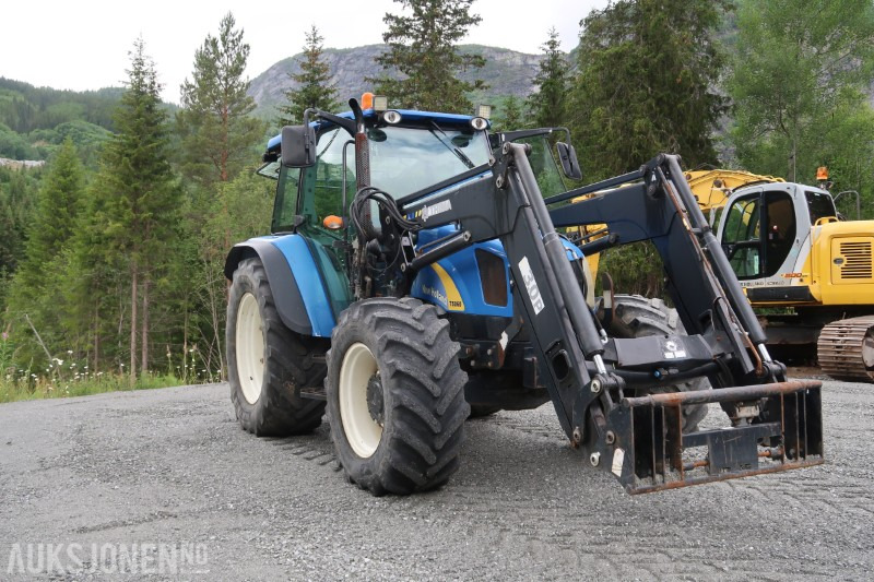 2009 New Holland T5060 Traktor / 8550 timer - Τρακτέρ: φωτογραφία 5 2009 New Holland T5060 Traktor / 8550 timer - Τρακτέρ: φωτογραφία 5