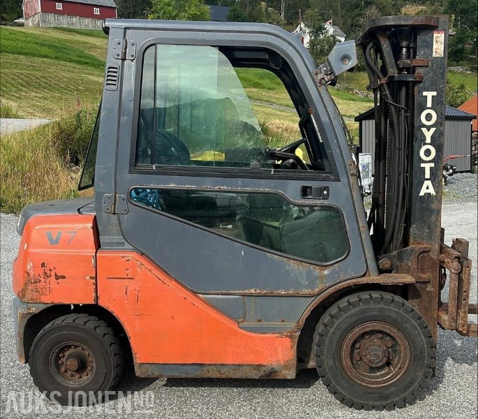 2009 Toyota 02-8FDF25 Gaffeltruck, 8601 timer - Ανυψωτικό μηχάνημα: φωτογραφία 3 2009 Toyota 02-8FDF25 Gaffeltruck, 8601 timer - Ανυψωτικό μηχάνημα: φωτογραφία 3