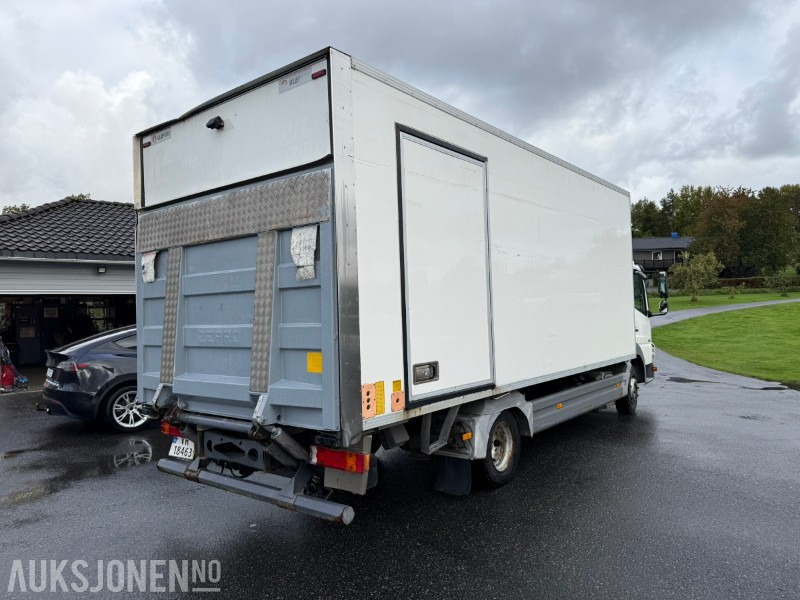 2010 Mercedes-Benz Atego 818 skapbil m/ Thermo King og Zepro bakløft - Φορτηγό κόφα: φωτογραφία 5 2010 Mercedes-Benz Atego 818 skapbil m/ Thermo King og Zepro bakløft - Φορτηγό κόφα: φωτογραφία 5