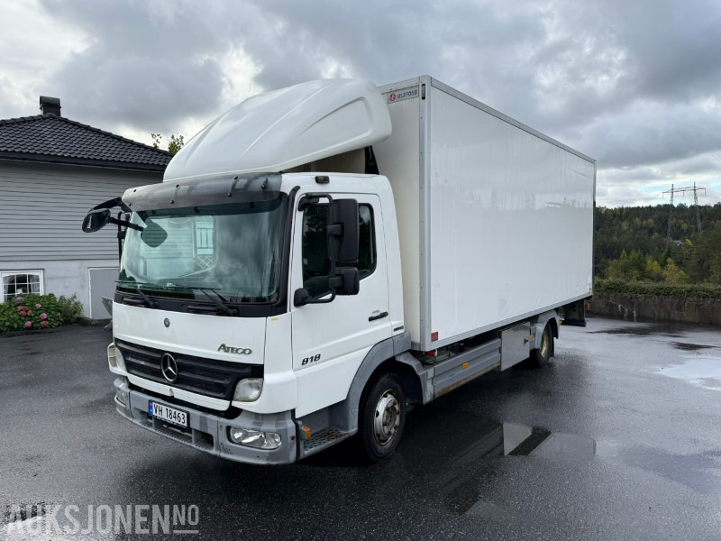 2010 Mercedes-Benz Atego 818 skapbil m/ Thermo King og Zepro bakløft - Φορτηγό κόφα: φωτογραφία 1 2010 Mercedes-Benz Atego 818 skapbil m/ Thermo King og Zepro bakløft - Φορτηγό κόφα: φωτογραφία 1