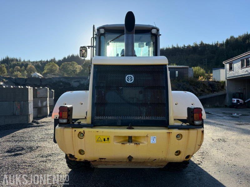 2011 New Holland W130B hjullaster – kun 3 580 timer - Ελαστιχοφόρος φορτωτής: φωτογραφία 5 2011 New Holland W130B hjullaster – kun 3 580 timer - Ελαστιχοφόρος φορτωτής: φωτογραφία 5