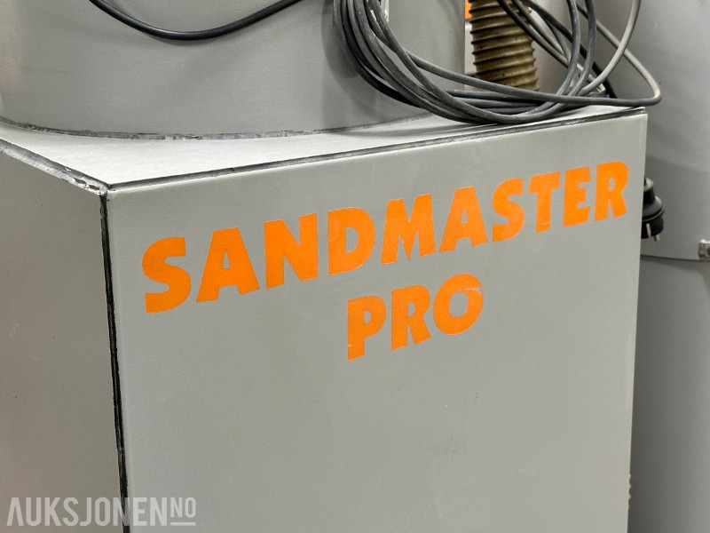 2011 Sandmaster Pro + Tornado 2000 – Komplett sandblåseranlegg - lite brukt - Εξοπλισμού κατασκευών: φωτογραφία 4 2011 Sandmaster Pro + Tornado 2000 – Komplett sandblåseranlegg - lite brukt - Εξοπλισμού κατασκευών: φωτογραφία 4