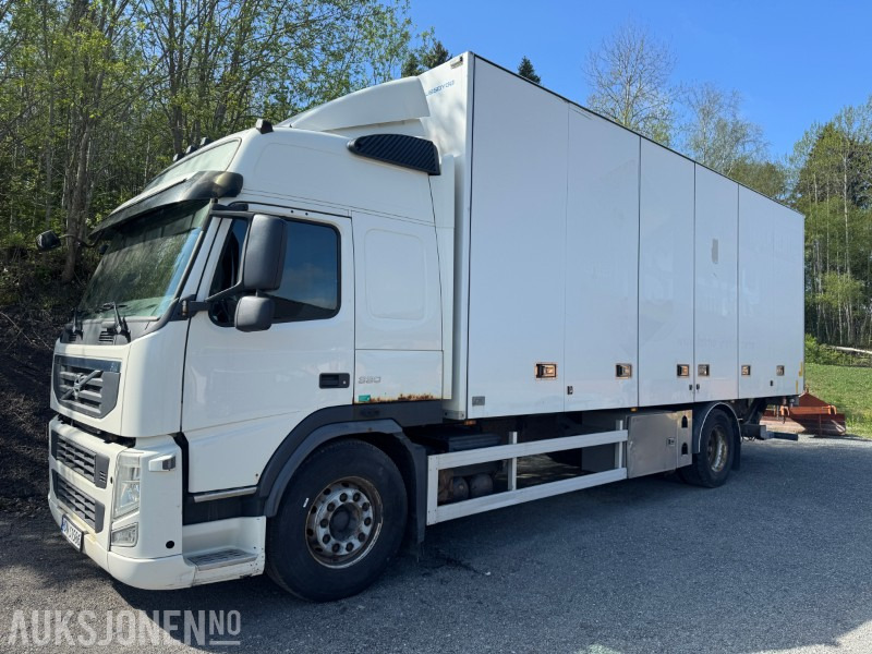 2011 Volvo FM-330 skapbil med full sideåpning og løftelem - Φορτηγό κόφα: φωτογραφία 1 2011 Volvo FM-330 skapbil med full sideåpning og løftelem - Φορτηγό κόφα: φωτογραφία 1