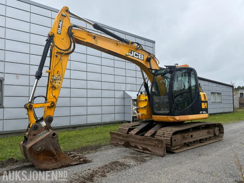 2012 JCB JZ140LCD Gravemaskin m/ Gjerstad Graveskuff - Εκσκαφέας: φωτογραφία 1 2012 JCB JZ140LCD Gravemaskin m/ Gjerstad Graveskuff - Εκσκαφέας: φωτογραφία 1