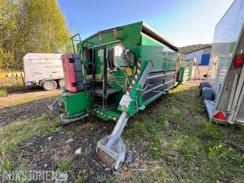 2013 ATC Asfalt Termo container med emulsjonstank / Asfalt lappemaskin - Εξοπλισμού κατασκευών: φωτογραφία 5 2013 ATC Asfalt Termo container med emulsjonstank / Asfalt lappemaskin - Εξοπλισμού κατασκευών: φωτογραφία 5