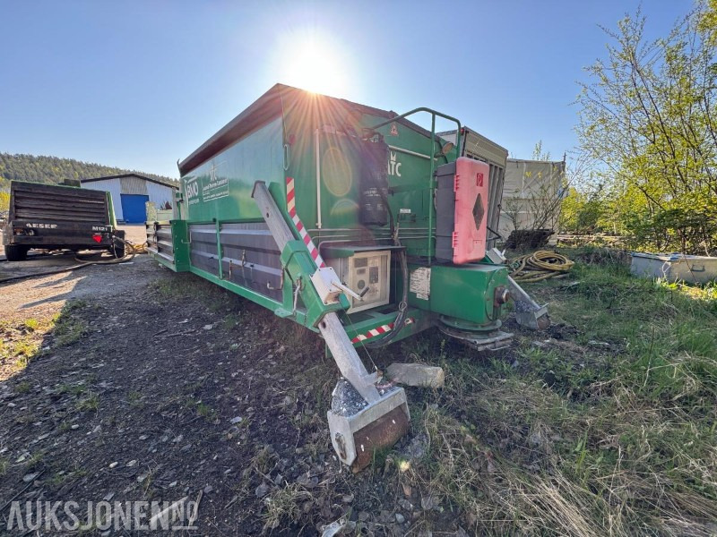 2013 ATC Asfalt Termo container med emulsjonstank / Asfalt lappemaskin - Εξοπλισμού κατασκευών: φωτογραφία 3 2013 ATC Asfalt Termo container med emulsjonstank / Asfalt lappemaskin - Εξοπλισμού κατασκευών: φωτογραφία 3