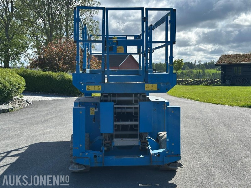 2013 Genie GS-3369DC - Terrenggående sakselift - Πλατφόρμα εναέρια: φωτογραφία 4 2013 Genie GS-3369DC - Terrenggående sakselift - Πλατφόρμα εναέρια: φωτογραφία 4
