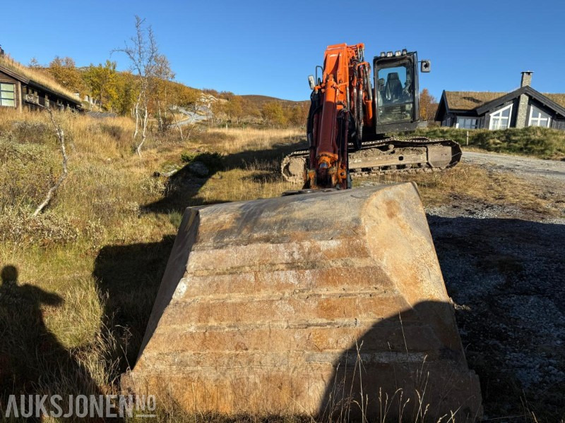 2013 Hitachi Zaxis 210LC - Εκσκαφέας: φωτογραφία 3 2013 Hitachi Zaxis 210LC - Εκσκαφέας: φωτογραφία 3