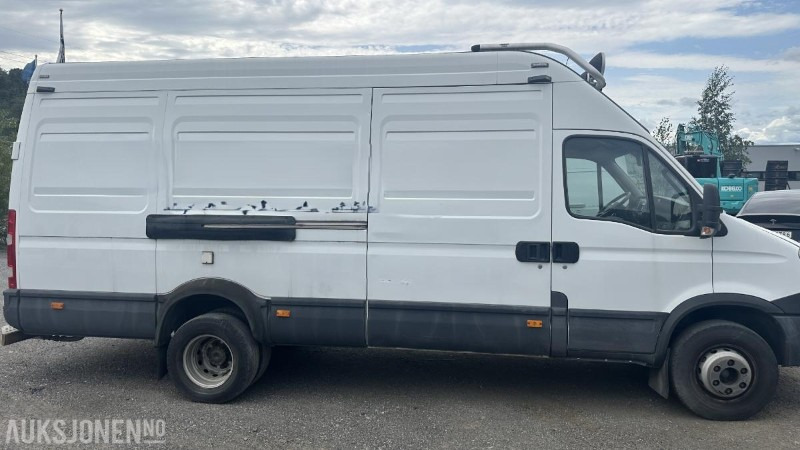 2013 Iveco Daily 3.0 170hk Spylebil | Komplett høytrykksrigg | Innredning | Lav km. - Κοινοτικο όχημα/ Ειδικό όχημα: φωτογραφία 4 2013 Iveco Daily 3.0 170hk Spylebil | Komplett høytrykksrigg | Innredning | Lav km. - Κοινοτικο όχημα/ Ειδικό όχημα: φωτογραφία 4