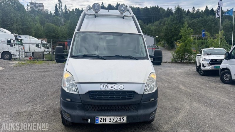 2013 Iveco Daily 3.0 170hk Spylebil | Komplett høytrykksrigg | Innredning | Lav km. - Κοινοτικο όχημα/ Ειδικό όχημα: φωτογραφία 2 2013 Iveco Daily 3.0 170hk Spylebil | Komplett høytrykksrigg | Innredning | Lav km. - Κοινοτικο όχημα/ Ειδικό όχημα: φωτογραφία 2