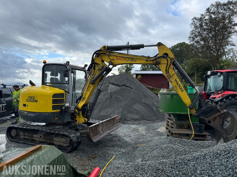 2013 Wacker Neuson 6003 - Gravemaskin - VA-bom - Gummibelter - tiltrotator - skjær - pusseskuff - 3535 timer - Εκσκαφέας: φωτογραφία 4 2013 Wacker Neuson 6003 - Gravemaskin - VA-bom - Gummibelter - tiltrotator - skjær - pusseskuff - 3535 timer - Εκσκαφέας: φωτογραφία 4