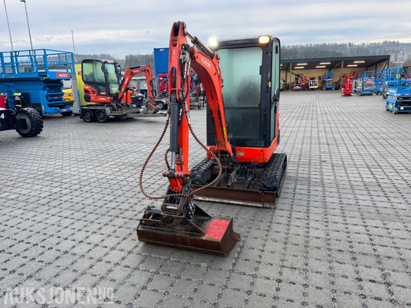 2014 Kubota KX019-4 minigraver - 4225 timer - Μίνι εκσκαφέας: φωτογραφία 2 2014 Kubota KX019-4 minigraver - 4225 timer - Μίνι εκσκαφέας: φωτογραφία 2