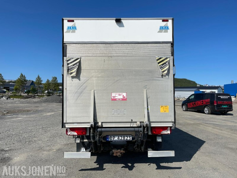 2014 Mercedes-Benz 516 Bluetec Sprinter Automat, kun 157716 km, SKAB påbygg, og 750 kg Zepro bakløft - Φορτηγό κόφα: φωτογραφία 5 2014 Mercedes-Benz 516 Bluetec Sprinter Automat, kun 157716 km, SKAB påbygg, og 750 kg Zepro bakløft - Φορτηγό κόφα: φωτογραφία 5