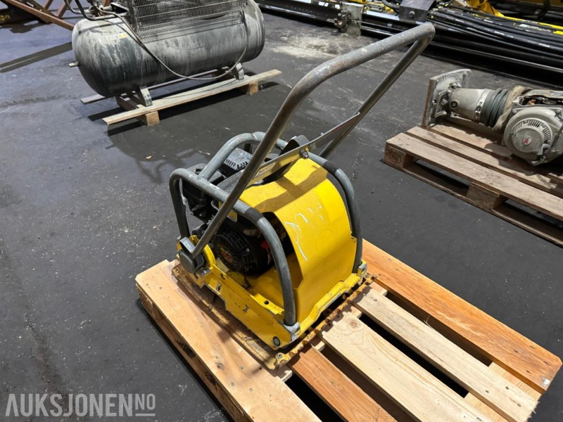 2014 Wacker Neuson vibroplate - Οδοστρωτήρας: φωτογραφία 3 2014 Wacker Neuson vibroplate - Οδοστρωτήρας: φωτογραφία 3
