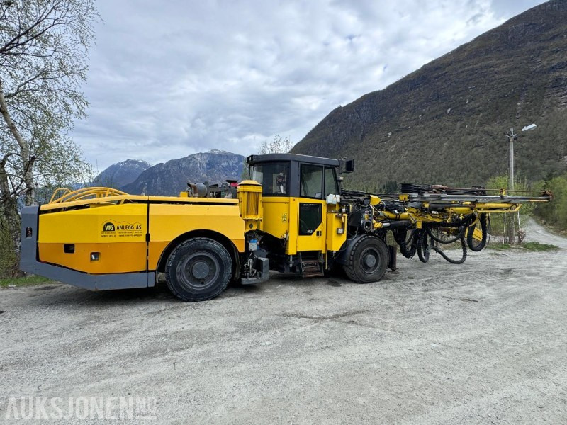 2015 Atlas Copco Boomer M2C - Gruve- og tunellborerigg - 2 boms rigg med personkurv - Μηχάνημα διάτρησης: φωτογραφία 5 2015 Atlas Copco Boomer M2C - Gruve- og tunellborerigg - 2 boms rigg med personkurv - Μηχάνημα διάτρησης: φωτογραφία 5