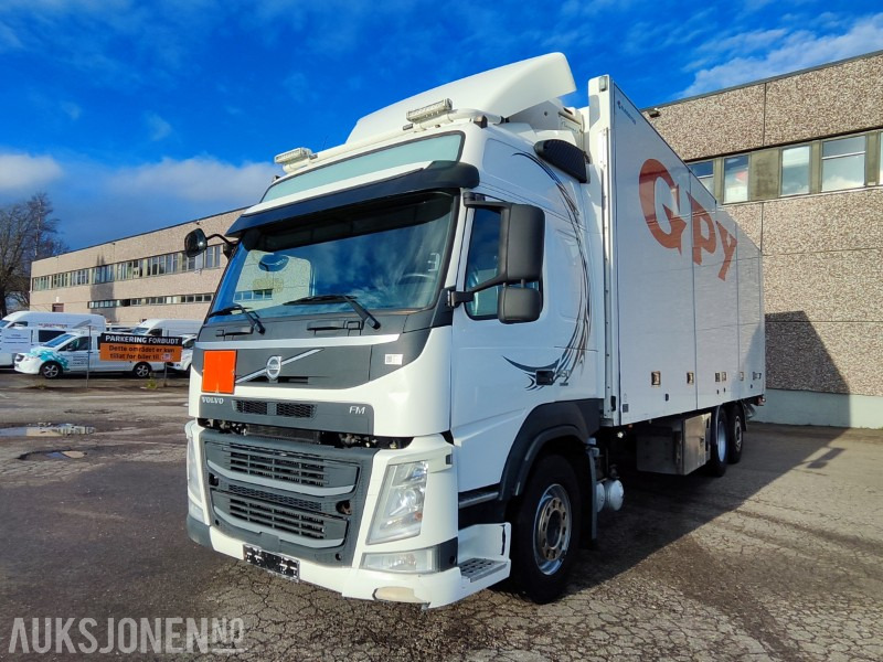 2015 Volvo FM 460 6x2 skapbil m/Full sideåpning - Carrier kjøleanlegg og bakløft - Φορτηγό κόφα: φωτογραφία 2 2015 Volvo FM 460 6x2 skapbil m/Full sideåpning - Carrier kjøleanlegg og bakløft - Φορτηγό κόφα: φωτογραφία 2