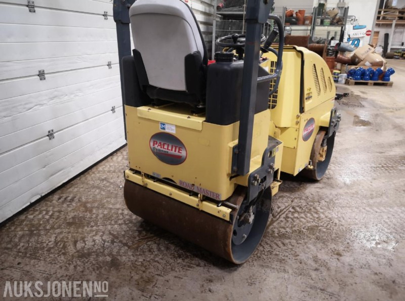 2016 PacLite RM900D, Tandemvals, kun 167 timer, Kubota motor, Perfekt til asfaltering - Οδοστρωτήρας: φωτογραφία 3 2016 PacLite RM900D, Tandemvals, kun 167 timer, Kubota motor, Perfekt til asfaltering - Οδοστρωτήρας: φωτογραφία 3