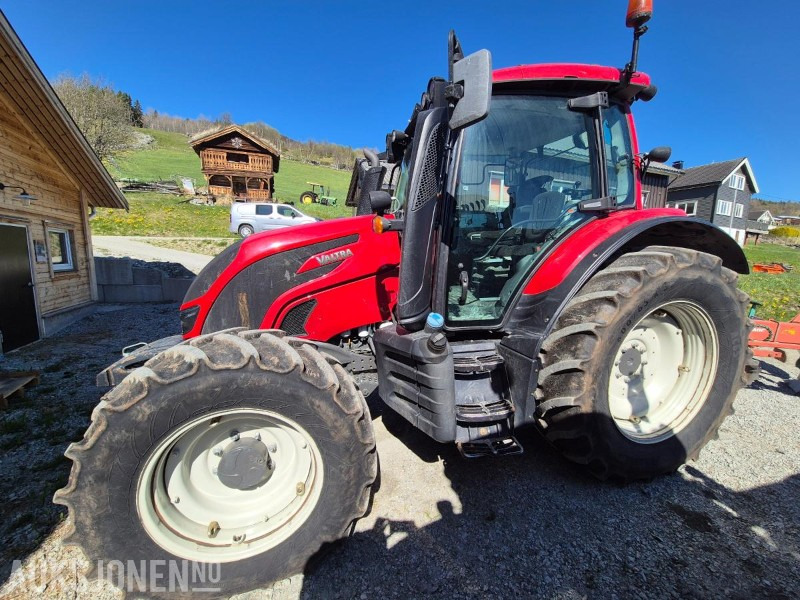 2016 Valtra N154E TwinTrac - Τρακτέρ: φωτογραφία 2 2016 Valtra N154E TwinTrac - Τρακτέρ: φωτογραφία 2