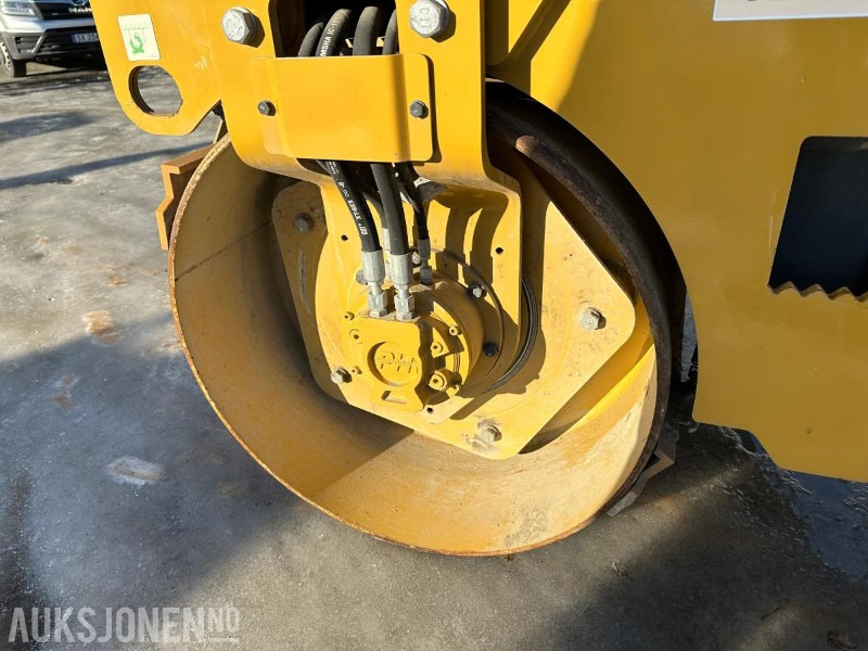2017 CAT CB22B VIBRO VALS - 1678 Timer - Οδοστρωτήρας: φωτογραφία 3 2017 CAT CB22B VIBRO VALS - 1678 Timer - Οδοστρωτήρας: φωτογραφία 3